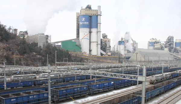 ▲ 한일시멘트 단양공장 전경.ⓒ목성균 기자