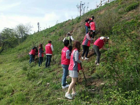 ▲ 나무 심기 운동ⓒLG유플러스