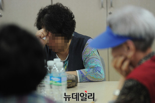 ▲ 무악2구역 재개발 조합원들은 갑작스런 서울시장의 공사중단 선언에 억울함을 토로했다. ⓒ정재훈 뉴데일리 기자