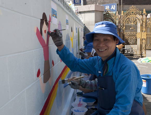 ▲ 삼성전자서비스 사회봉사활동 모습. ⓒ삼성전자서비스