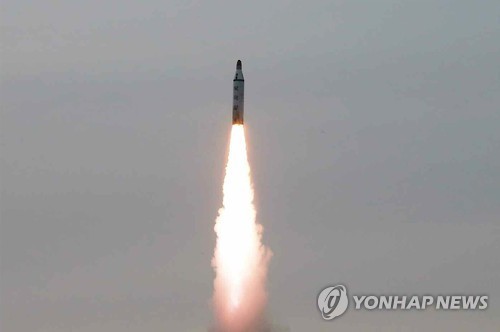 합동참모본부는 30일 북한의 탄도미사일 발사 징후를 추적중에 있으며 이에 대한 만반의 대비태세를 갖추고 있다고 밝혔다. ⓒ 연합뉴스