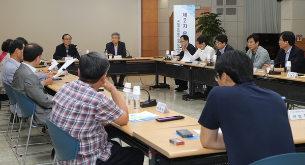 ▲ 국김철도박물관 청주유치위원회가 3일 2차 위원회를 열고 유치 전략을 논의했다.ⓒ청주시