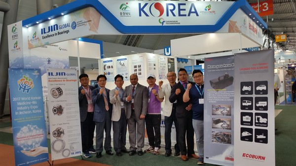 ▲ 충북테크노파크가 자동차부품 판로개척을 위해 ‘2016 유럽자동차부품박람회’에 참가했다. ⓒ충북테크노파크