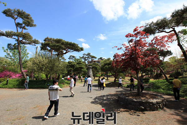 ▲ 홍성군 광천읍 소재 ‘그림이 있는 정원’ 모습.ⓒr김동식 기자