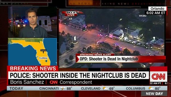 ▲ 지난 12일 오전 2시(현지시간) 美플로리다州 올란도의 한 동성애자 나이트클럽에서 총기난사 테러가 일어났다. 사진은 당일 오전 6시 SWAT에 의해 용의자가 사살됐다는 속보. ⓒ美CNN 관련속보 화면캡쳐