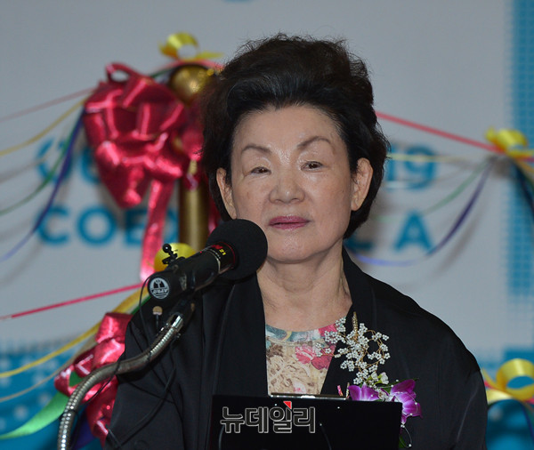 ▲ 신달자 시인 ⓒ뉴데일리 정상윤