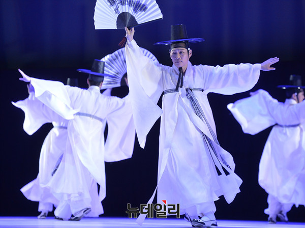 ▲ 한량무 ⓒ 뉴데일리 정상윤