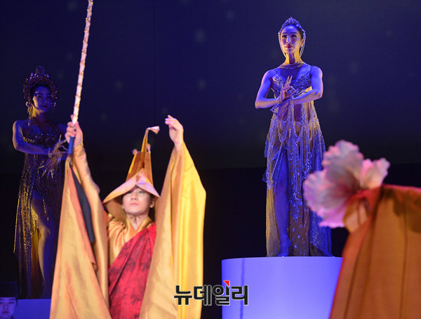 ▲ 나비춤, 바라춤, 가무보살, 승무 ⓒ 뉴데일리 정상윤
