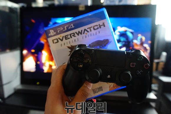 ▲ PS4 콘솔용 오버워치를 직접 플레이 해봤다. ⓒ 뉴데일리 송승근 기자