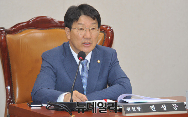 새누리당 사무총장이자 국회 법제사법위원장인 권성동 의원. ⓒ뉴데일리 이종현 기자