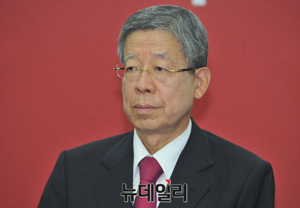 ▲ 새누리당 김희옥 비상대책위원장. ⓒ뉴데일리 이종현 기자