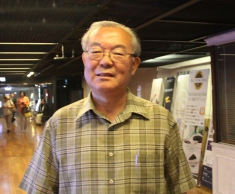 ▲ 모든 공직을 마치고 '미래정책 연구소'와 탈북자 돕기 활동에 나선 필자.