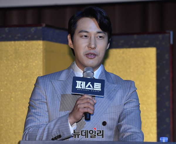 ▲ 사회맡은 뮤지컬 배우 조휘 ⓒ 뉴데일리 정상윤