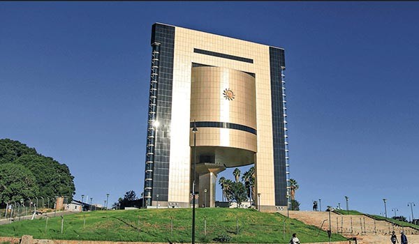 ▲ 나미비아가 북한과의 거래를 모두 끊는다고 지난 6월 30일(현지시간) '미국의 소리' 방송 측에 밝혔다. 사진은 북한이 건설한 나미비아 독립기념관. ⓒ남아공 '메일 앤 가디언' 보도화면 캡쳐