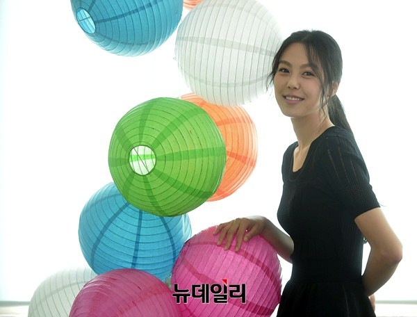 ▲ 성폭행 혐의로 피소된 JYJ의 박유천이 30일 오후 6시 28분께 강남경찰서에 피의자 신분으로 출석했다. 박유천은 이날 오전 10시 출석 예정이었지만 강남구청에서 사회복무요원으로 근무중인 것을 감안해 시간을 변경했다.  ⓒ 정상윤 기자