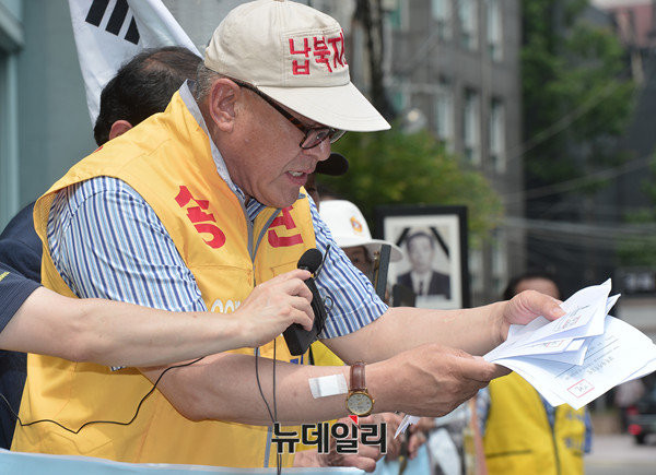 ▲ 발언하는 최성룡 납북자 가족모임 대표 ⓒ 뉴데일리 정상윤 기자