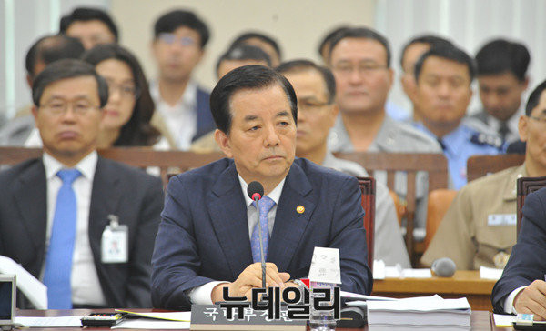 ▲ 7일 국방위에 출석한 한민구 국방부 장관.ⓒ뉴데일리 이종현 사진기자