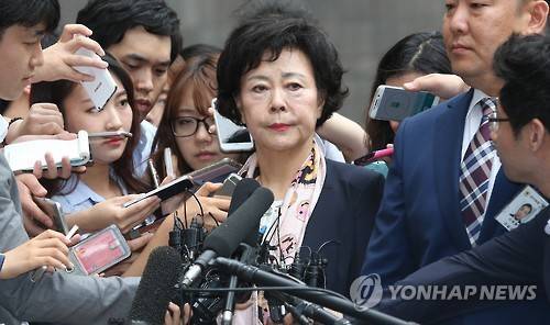 ▲ 7일 신영자 롯데장학재단 이사장이 구속수감됐다ⓒ연합뉴스 제공