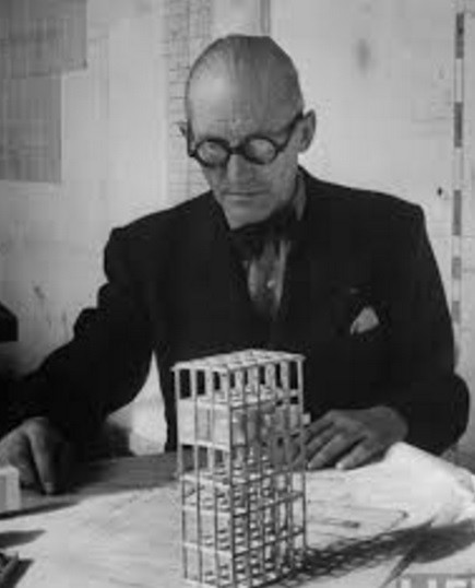 ▲ 현대건축의 대표적 거장 르 꼬르비지에.(자료사진)