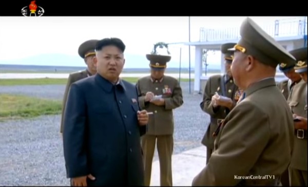 ▲ 북한이 한반도 내 '사드(THAAD)' 배치 결정과 관련, 지난 13일을 기점으로 11일째 남남갈등 조장하기 위한 선전·선동전을 펼치고 있다. 사진은 북한 조선중앙tv가 제작한 김정은 선전영상 일부.ⓒ北선전매체 중계영상 캡쳐