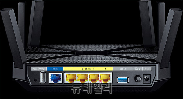 ▲ Archer C3200은 기가비트 Wan과 Lan을 지원해서 최고의 사용성을 보장한다..ⓒ티피링크