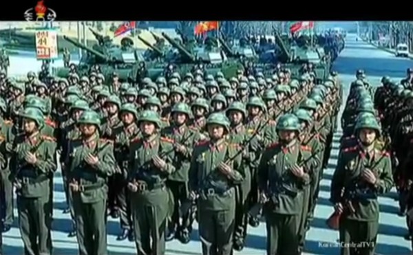 북한이 한국 국민을 상대로 한 테러를 준비하기 위해 중국과 동남아 등지에 10여 개의 테러조를 파견한 것으로 알려졌다.사진은 북한의 조선중앙tv가 전승절을 기념하기 위한 '7.27 행진곡' 선전영상 일부.ⓒ北선전매체 영상캡쳐