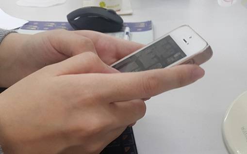 ▲ 대학생 카카오톡 단체방 음담패설, 여성 혐오 발언 등으로 대학가 SNS 성희롱 논란 반복되면서 재발방지를 위한 교육이 요구되고 있다. ⓒ뉴데일리경제