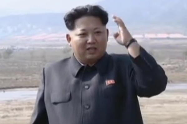 ▲ 오는 9월 4일부터 시행될 예정인 '북한인권법 시행령' 최종안이 확정됐다. 정부는 해설집을 통해 제3국에 체류하는 탈북자들도 이 법의 보호대상이 될 수 있는 가능성을 열어 놓은 것으로 알려졌다. 사진은 북한의 김정은. 김정은은 지난 7월 6일 美재무부의 인권제재 대상자 명단에 올랐다.ⓒ北'선전매체' 중계영상 캡쳐