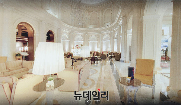 ▲ 김진태 의원이 공개한 송희영 조선일보 주필 등이 묵은 로마 보스콜로 엑세드라 호텔 ⓒ 뉴데일리 정상윤 사진기자