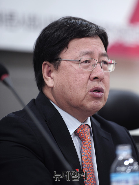 ▲ 사회를 맡은 오정근 건국대 특임교수 ⓒ 뉴데일리 공준표