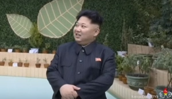 ▲ 미국 국무부가 북한 내 인권 유린 가해자에 대한 책임 추긍 등 구체적인 인권 개선 전략을 담은 '북한 인권증진 전략보고서'를 美의회에 제출한 것으로 알려졌다. 사진은 지난 7월 美재무부에 의해 인권제재 대상자로 지정된 김정은.ⓒ北선전매체 중계영상 캡쳐