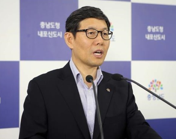 ▲ 김용찬 충남도 기획조정실장이 내년도 예산에 대한 브리핑을 하고 있다.ⓒ충남도