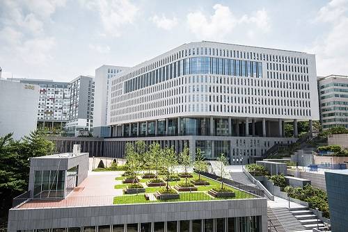 ▲ 서울 동작구 중앙대학교 '100주년기념관 및 경영경제관'. ⓒ중앙대