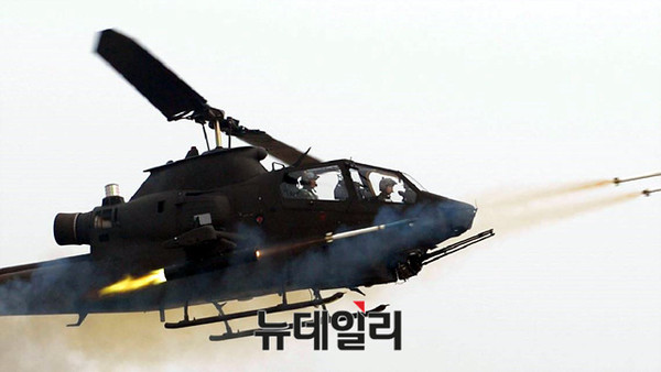▲ 훈련하는 코브라 공격헬기.ⓒ 뉴데일리 DB