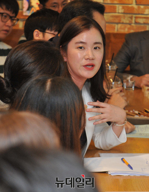 ▲ 새누리당 신보라 의원. 그는 국회 환노위원회 소속으로, 청년 문제에 대한 전문성을 인정받아 20대 국회에 입성했다. ⓒ뉴데일리 이종현 기자