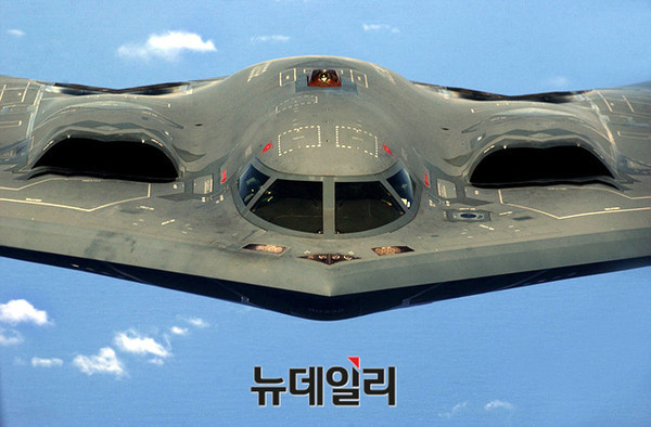 B-2 스텔스 폭격기. ⓒ 미공군