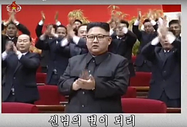 ▲ 북한의 5차 핵실험을 두고 북측 주민들 사이에서는 핵개발 비용으로 차라리 배급이나 제대로 해달라는 불만이 고조되고 있다고 한다. 사진은 북한의 '조선중앙TV'가 방영한 김정은 선전영상 일부.ⓒ北선전매체 중계영상 캡쳐