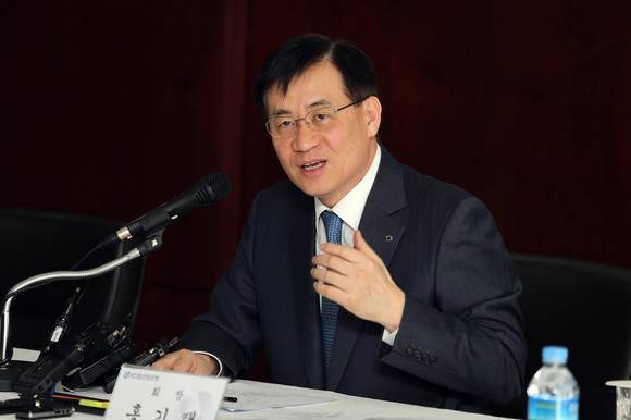 ▲ 국회 정무위원회는 19일 전체회의를 열고 홍기택 전 산업은행 회장을 포함한 국정감사 일반증인을 확정지었다. ⓒ 산업은행