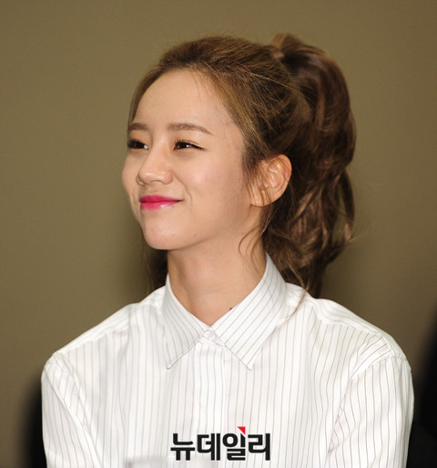 ▲ 교육부 이준식 부총리가 위촉패를 전달 하고있다 ⓒ 뉴데일리 공준표