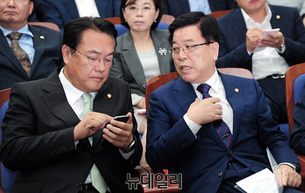 ▲ 모두발언하는 새누리당 이정현 대표 ⓒ 뉴데일리 공준표