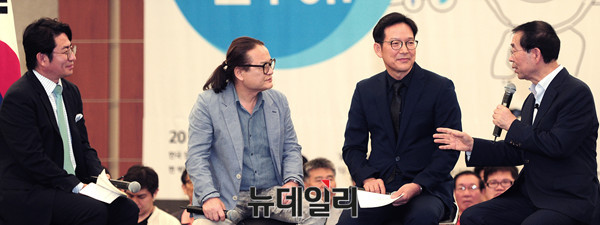 ▲ 왼쪽부터 박종진, 김갑수, 함익병, 박원순 서울시장 ⓒ 뉴데일리 공준표