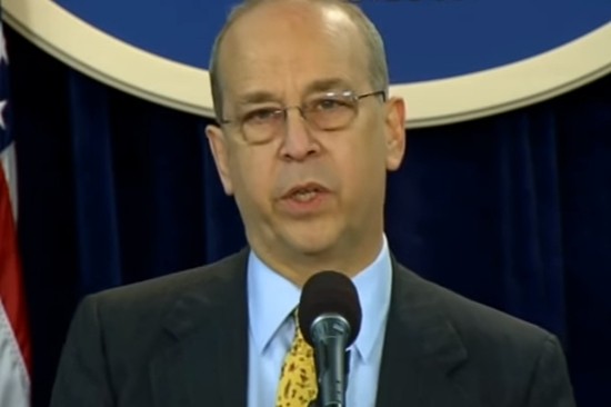 ▲ 국제사회가 북한의 핵·미사일 개발에 쓰이는 자금원 차단 및 국제 금융 체계에서 북한을 고립시키는 방안을 추진하고 있는 것이 美정부의 고위 관계자를 통해 알려졌다. 사진은 대니얼 러셀 美국무부 동아시아·태평양 담당 차관보.ⓒ美'국무부' 중계영상 캡쳐