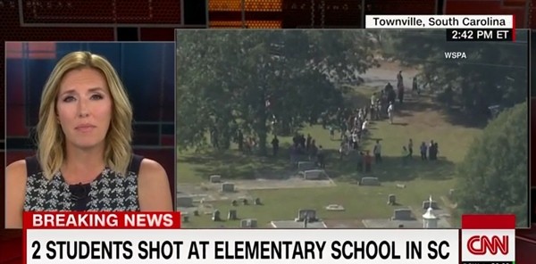 미국 사우스케롤라이나州에 위치한 타운빌 초등학교에서 10대 청소년에 의한 총격 사건이 발생해 초등학생 2명과 교사 1명이 부상당했다. 사진은 관련 美'CNN'보도 일부.ⓒ美'CNN'중계영상 캡쳐