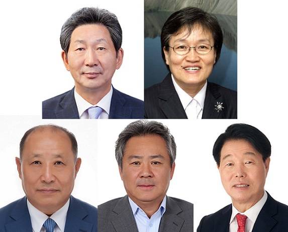 ▲ '제40대 대한체육회 회장 선거'에 출마한 (왼쪽 첫번쨰부터 시계방향)장호성 단국대 총장, 이에리사 전 새누리당 의원, 장정수 전 민주평화통일자문회의 운연위원, 이기흥 전 대한체육회 수석부회장, 전병관 경희대 교수. ⓒ대한체육회