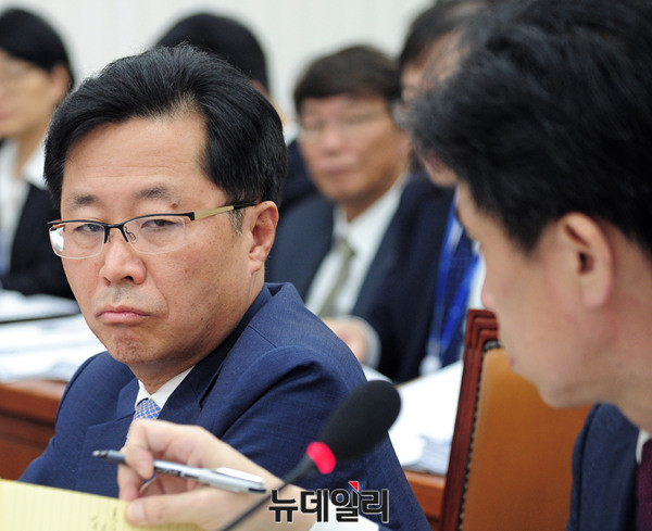 ▲ 질의하는 더불어민주당 정춘숙 의원(비례대표) ⓒ 뉴데일리 공준표