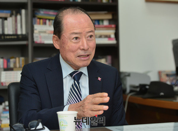 ▲ 북한인권센터(NKDB)가 발간한 책자들.