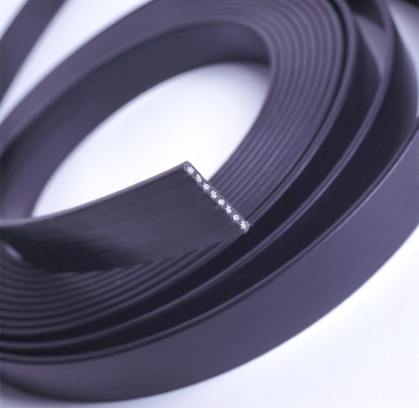 ▲ 기존 강철 로프를 대체할 반영구적인 플랫벨트.ⓒ오티스엘리베이터