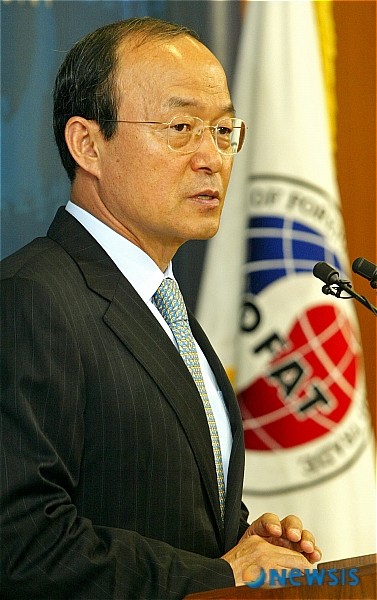 ▲ 노무현 정부에서 외교통상부 장관을 지낸 송민순 북한대학원대학교 총장. ⓒ뉴시스