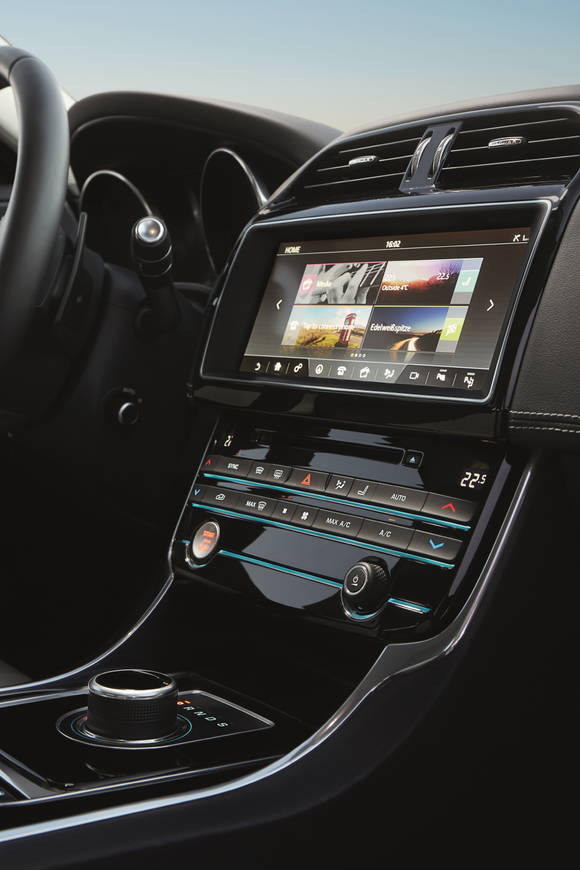 ▲ 재규어 XE.ⓒ재규어랜드로버코리아