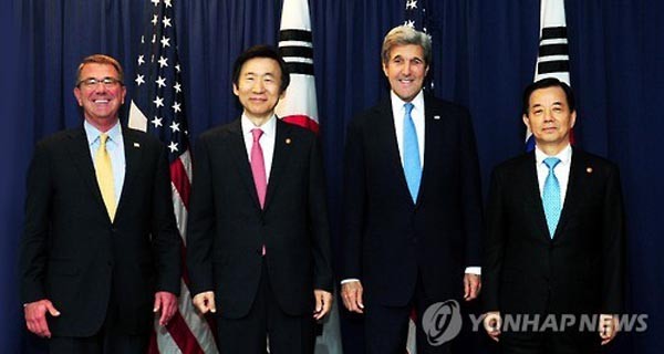 ▲ 지난 19일(현지시간) 한미 외교·국방 장관들은 북핵에 대응하기 위한 억제수단 강화를 놓고 회담을 가졌다. 이 자리에서 미국 측은 북한을 향해 "핵공격 시도 시에는 압도적 보복공격을 당하게 될 것"이라고 강력히 경고했다. ⓒ연합뉴스. 무단전재 및 재배포 금지.